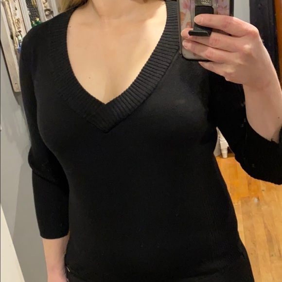 Sexy V Neck Tunic Sweater EUC - Picture 14 of 16